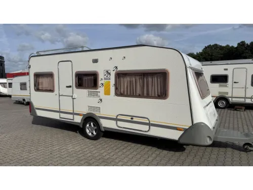 Knaus Sudwind 500 EU lits jumeaux d&icirc;nette