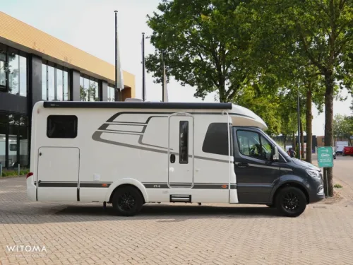 Hymer GT-S 685 Pop-top roof Face to Face 2027  photo: 3