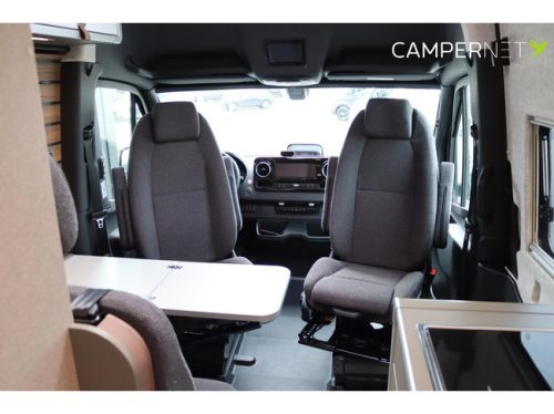 Hymer Grand Canyon S 700 190ch Automatique 4x4 | Pack Premium | Lits jumeaux | Lithium | Auvent | 6.97m | Chauffage diesel | Si&egrave;ges chauffants photo : 10