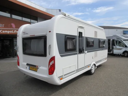 Hobby De Luxe 495 UL MIT FESTEN MARKISEN UND RANGIERHILFE  Foto: 20