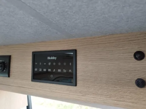 Hobby Ontour Van 600 FT NAVI CAMERA AWNING photo: 18