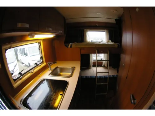 Elnagh Baron 47 D Transverse bunk bed, 2x air conditioning photo: 9