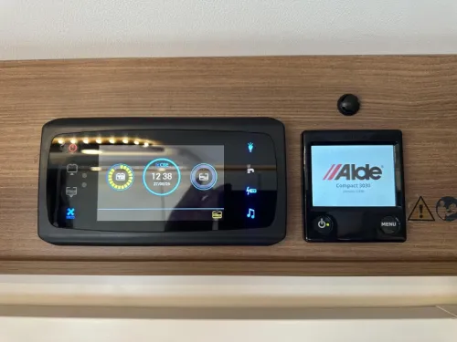 Rapido M 96 4.5T, Levelsysteem, ALDE  foto: 15