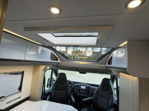 Adria Compact SL Supreme 9T-Automaat 180PK Enkele Bedden Leer Luifel foto: 16