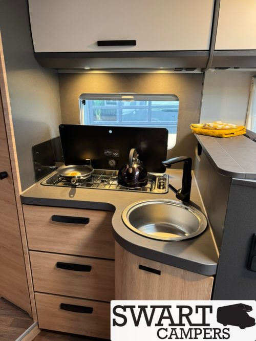 Knaus L!VE TI 650 MF Platinum Selection, French bed Automatic photo: 13