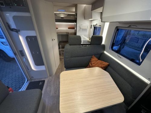 Hymer Tramp S 585 LIT ESCAMOTABLE + LITS JUMEAUX photo : 9