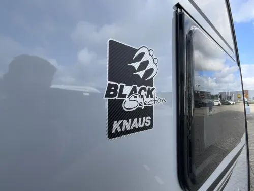 Knaus Sudwind Black Selection 460 EU ENKELE BEDDEN-DESIGN  foto: 3
