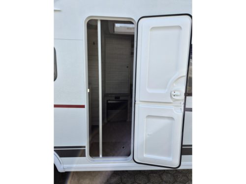 Dethleffs C'Joy 460 LE - Single beds - photo: 19