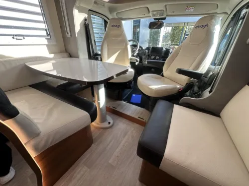 Elnagh Baron 573 Automatic Single Beds photo: 15