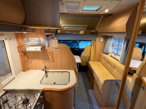 FORD KENTUCKY Motorhome Estro 5 | 2.4 137hp | 2x Air conditioning | 6 berths | Drive-Away awning photo: 15