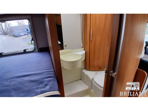 Hymer EX 522 .. 2007 transverse bed photo: 7