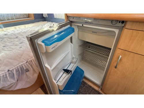 Hobby De luxe Easy 400 SF Sitzgruppe Festbett Toilette Foto: 8