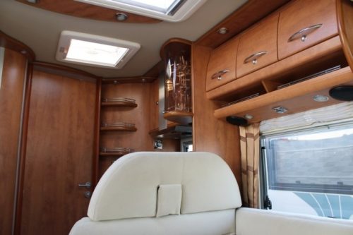 Carthago Chic C Line I 5.0 1. Besitzer Fiat 3.0 Liter 160 PS 4250 kg Chassis Einzelbetten 5 Sitzpl&auml;tze (122 Foto: 32