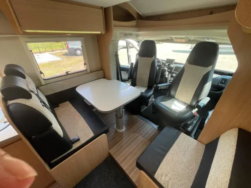 Sunlight T 68 Single Beds Pop-top roof 2014 photo: 8