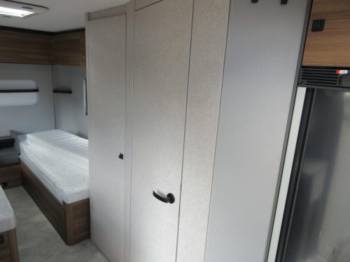 Eriba Novaline 495 CAMAS INDIVIDUALES Y ASIENTO EN U. &iexcl; foto: 7