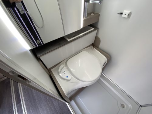 Frankia Yucon 7.0 Lounge Rundsitz V6 Autom. Foto: 21