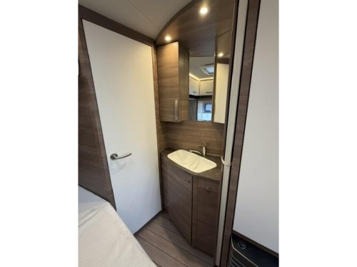 Knaus Sport Silver Selection 540 FDK Incl. Mover and Awning photo: 18