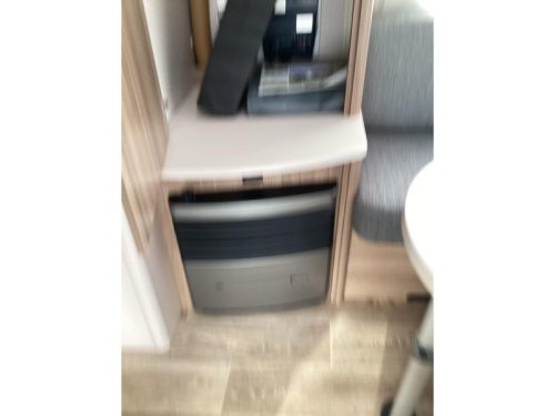 Dethleffs C'Joy 460 LE  photo: 11