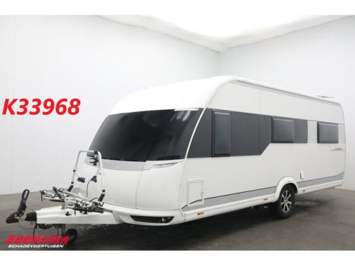 Hobby 560 CFE Premium Mover Toldo Cama francesa Cocina central Asientos envolventes LMV