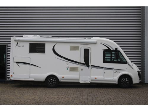 McLouis Nevis 880 G 150HP French bed Automatic photo: 20