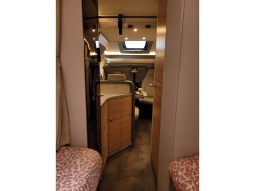 Dethleffs Pulse GT 6811 Single beds flat floor! photo: 17