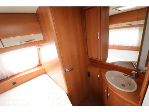 Hobby Excellent 410 SFE Rangierhilfe/ Markise/ Vorzelt Foto: 12