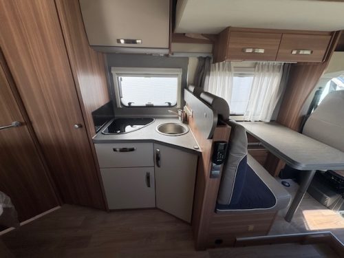 Weinsberg CaraSuite 650 MF Level system photo: 10