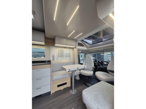 Adria Matrix 650 DL Face to face 2024 Foto: 7