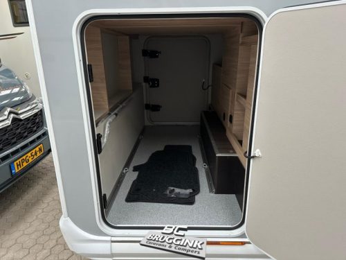 Knaus Van TI Plus 650 MEG PLATINUM SELECTION photo: 2