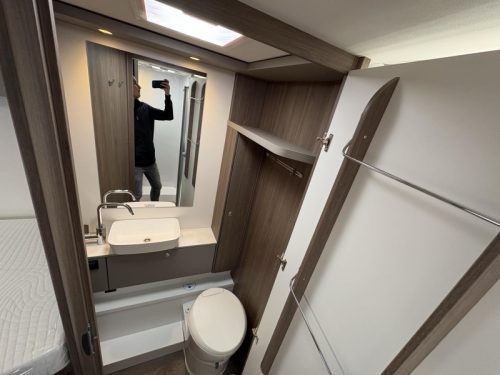 Carado T 457 PRO+ Face to Face + Single bed photo: 13