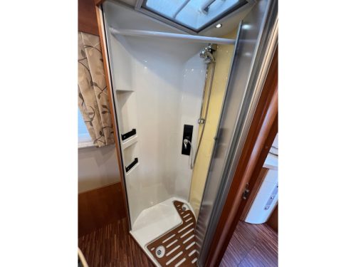 Carthago Chic C-Line I 5.0 QB Queensbett, Automatik Foto: 17