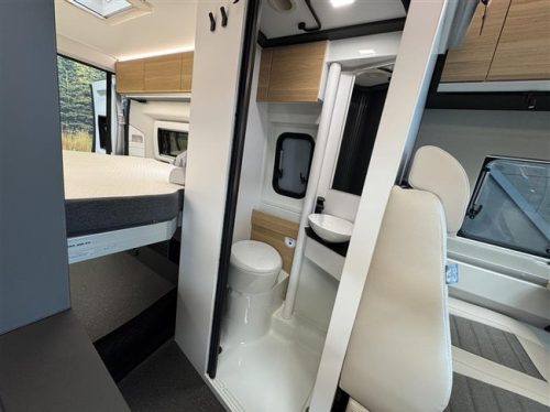 Adria Twin 640 SGX 60 YEAR photo: 5