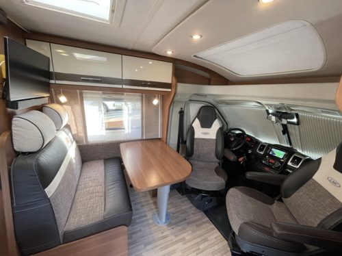 LMC Cruiser Sportline 662 G Edition 60 Jahr | Single beds | Roof air conditioning | 1st Owner | 2x Solar | Tow bar | Inverter | Camera | TV | Navi | Clima | Air suspension | Head-up display | Stabilizer legs | Lane Assist photo: 13