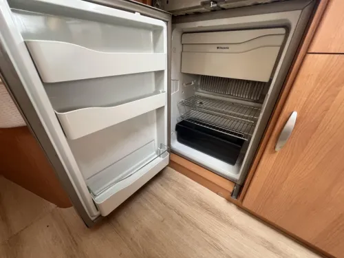 Knaus Sport Premium Line 450 FU Isabella Vorzelt Rangierhilfe Foto: 6