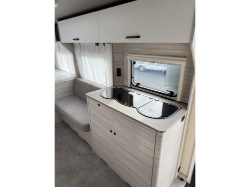 Dethleffs C'Joy 480 QLK Lit superpos&eacute; avec 3 couchages photo : 14