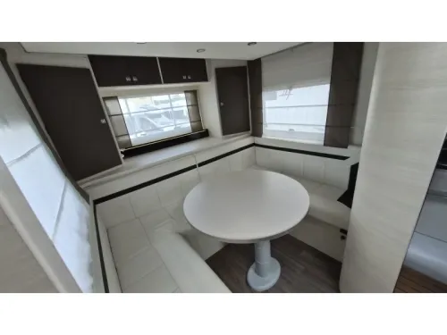 Chausson Welcome 711 TL Round Seating 4-person photo: 9