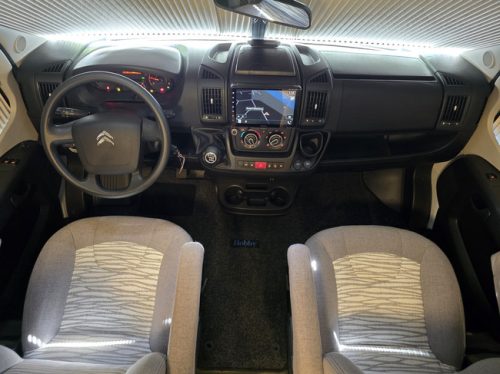 Hobby OPTIMA ONTOUR V65 GE ONLY 16,839 KM !! AIR SUSPENSION SINGLE BEDS TV + SATELLITE SOLAR PANEL SWIVEL SEATS photo: 7
