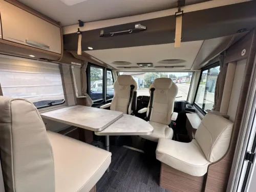 Knaus L!ve I 650 MEG Truma E&G, St&uuml;hle Leder Foto: 4