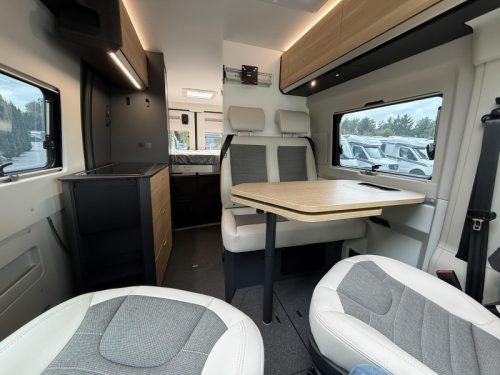Adria Twin 640 SGX AUFSTELLDACH + HUBBETT Foto: 10