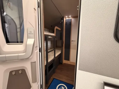 Knaus Sport 500 QDK 1800KG + Bunk bed photo: 5