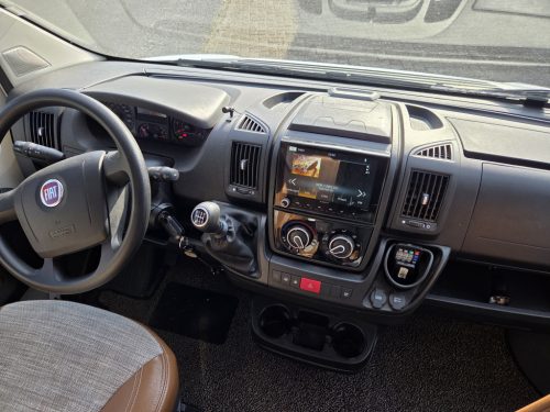Sunlight T69i 2018 Fiat 150 cv Queensbed photo: 11
