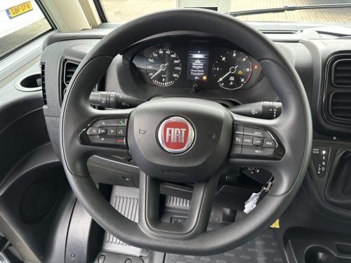Knaus L!ve I 650 MEG AUTOMAAT 180PK  Foto: 21