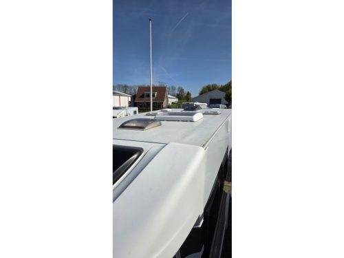 Sunlight T 65 T65 neat 4 pers. camper photo: 23