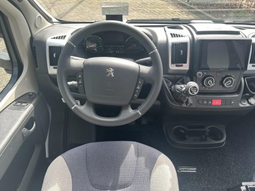 Weinsberg CaraSuite MF Franz&ouml;sisches Bett, Airco 230 Foto: 4
