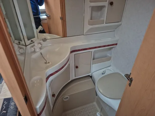 Hobby De Luxe 440 SF photo: 9