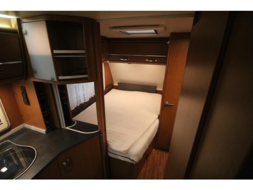 Knaus Sudwind Exclusive 500 FU Thule 6300, VT Isabella Foto: 8