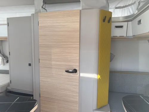Eriba Touring 542 Nugget Gold incl. mover photo: 5