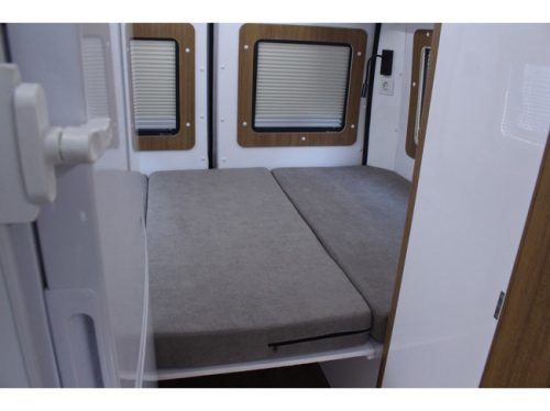 Autocaravana Fiat Ducato Camper Adventure 2.3d 6-MTR PLACA SOLAR NEVERA DE PIE LUJO! NAVEGADOR C&Aacute;MARA '18 foto: 17