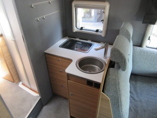 Dethleffs Just 90 T 7052 EB AUTOMAAT AIRCO LUIFEL  foto: 6