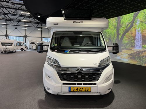 P.L.A. Wohnmobil Siena 385 LPG / Solarmodul Foto: 3